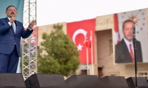 Cumhurbaşkanı Erdoğan Ve Bakan Özhaseki'den Ortak Mesaj: "Diyarbakır'a Hizmet Etmeye Devam Edeceğiz"