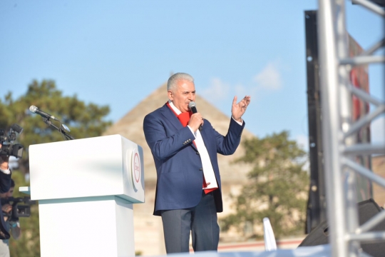 Bakan Özhaseki İle Başbakan Yıldırım Kayseri'ye Birlikte Seslendi
