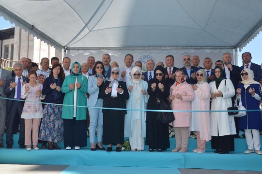 Bakan Özhaseki: 