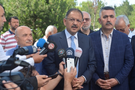 Bakan Özhaseki: "Depreme Karşı Savaşılmaz, Önlem Alınır"