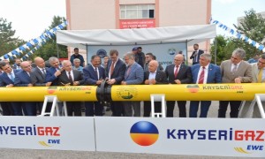 Bakan Özhaseki Yahyalı ve Yeşilhisar'da Doğal Gazın Temellerini Attı