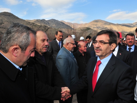 Bakan Güllüce Amasya'da Atıksu Arıtma Tesisinin Temel Atma Törenine Katıldı