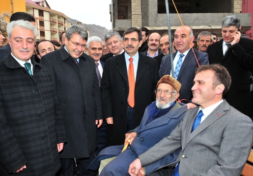 Çevre Ve Şehircilik Bakanı İdris Güllüce Gümüşhane'de 