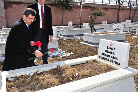 Erzurum'un Düşman İşgalinden Kurtuluşunun 96. Yıl Dönümü Kutlandı