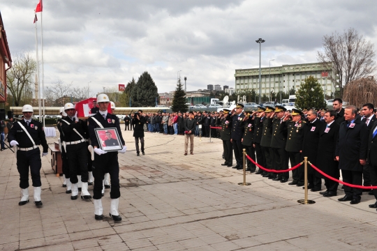 Bakan Güllüce Karakoçan Devlet Hastanesi'nin 50 Yataklı Yeni Hizmet Binasının Temel Atma Törenine Katıldı