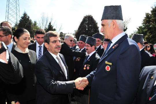 Büyük Bir Zafer Günü Olan 18 Mart Aynı Zamanda da Şehitlerimizi Anma Günüdür.