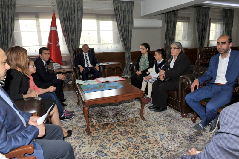 İL MÜDÜRÜMÜZDEN VAN VALİMİZ SN. TAŞYAPAN'A DÜNYA ÇEVRE GÜNÜ ZİYARETİ