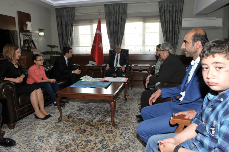 İL MÜDÜRÜMÜZDEN VAN VALİMİZ SN. TAŞYAPAN'A DÜNYA ÇEVRE GÜNÜ ZİYARETİ