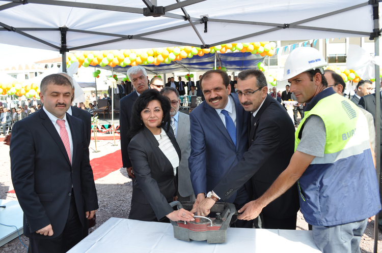 YENİ HİZMET BİNAMIZIN TEMELİ ATILDI