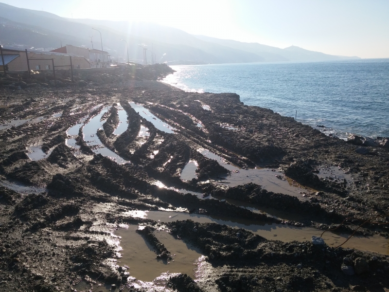 Esenköy ve Koru Beldelerinde Kıyı Kanunu'na Aykırı Uygulamalara Müdahale Edildi.