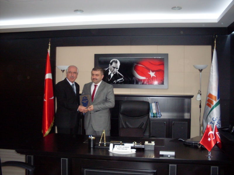 Yalova İl Müftümüz Mustafa ÜSKÜLÜPLÜ'den İl Müdürümüz 'e Ziyaret