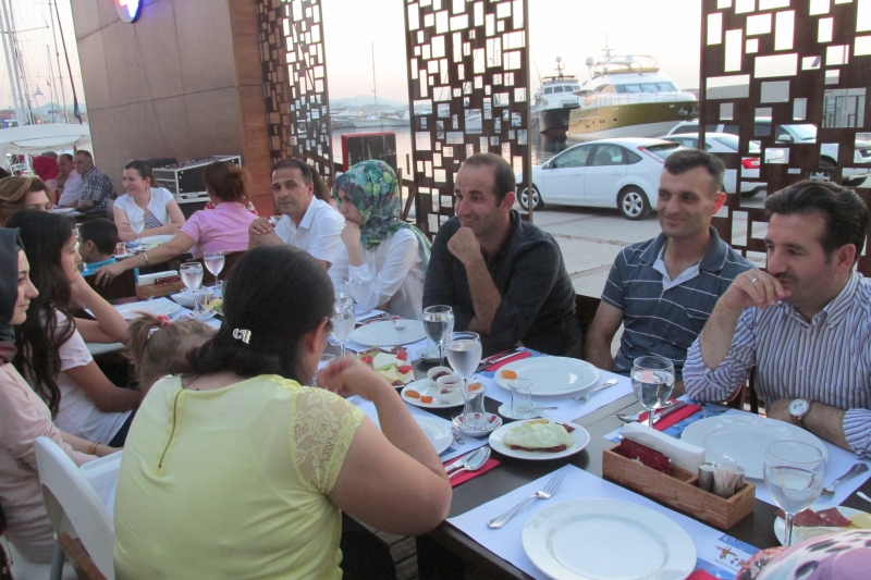 Müdürlüğümüz Personeline İftar Yemeği