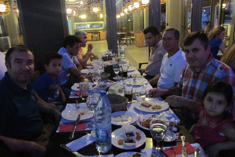 Müdürlüğümüz Personeline İftar Yemeği