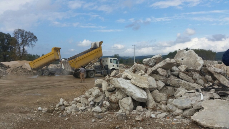 Ar-Ge 9:  Atık Betondan (Yıkıntı Atıklarından) Geri Kazanılan Agrega ile Taze Beton Üretimi