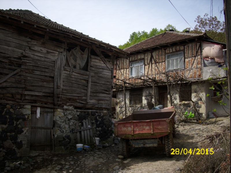 Yöresel Mimari Tespiti İle İlgili Çalışmalar  Devam Ediyor.