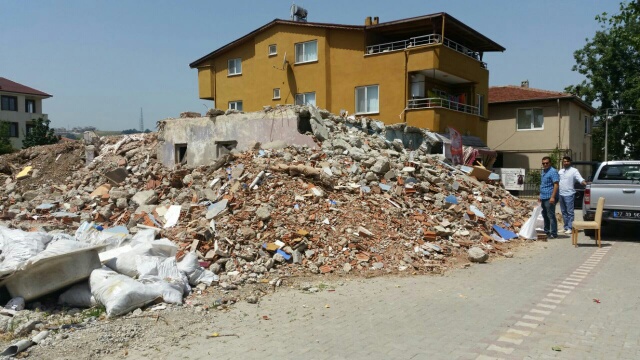 Yıkıntı Atıklarının Beton Sektöründe Kullanılması AR-GE Projemiz İçin Numune Alımı Devam Ediyor