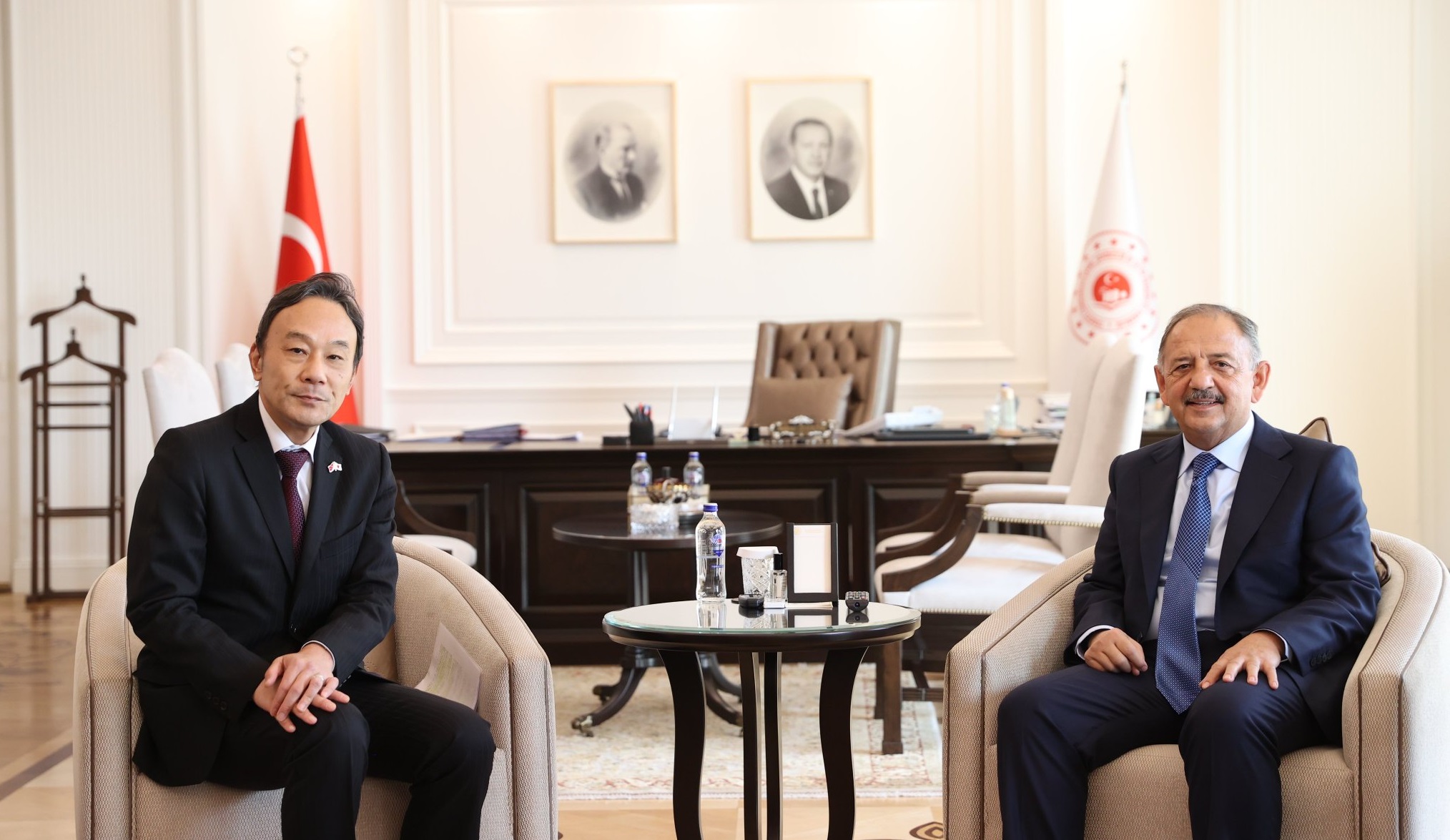 Bakan Özhaseki Japonya Büyükelçisi Katsumata’yı Kabul Etti       “Tecrübemizi Daha Yeşil Bir Dünya Hedefiyle Paylaşmaya Devam Edeceğiz”