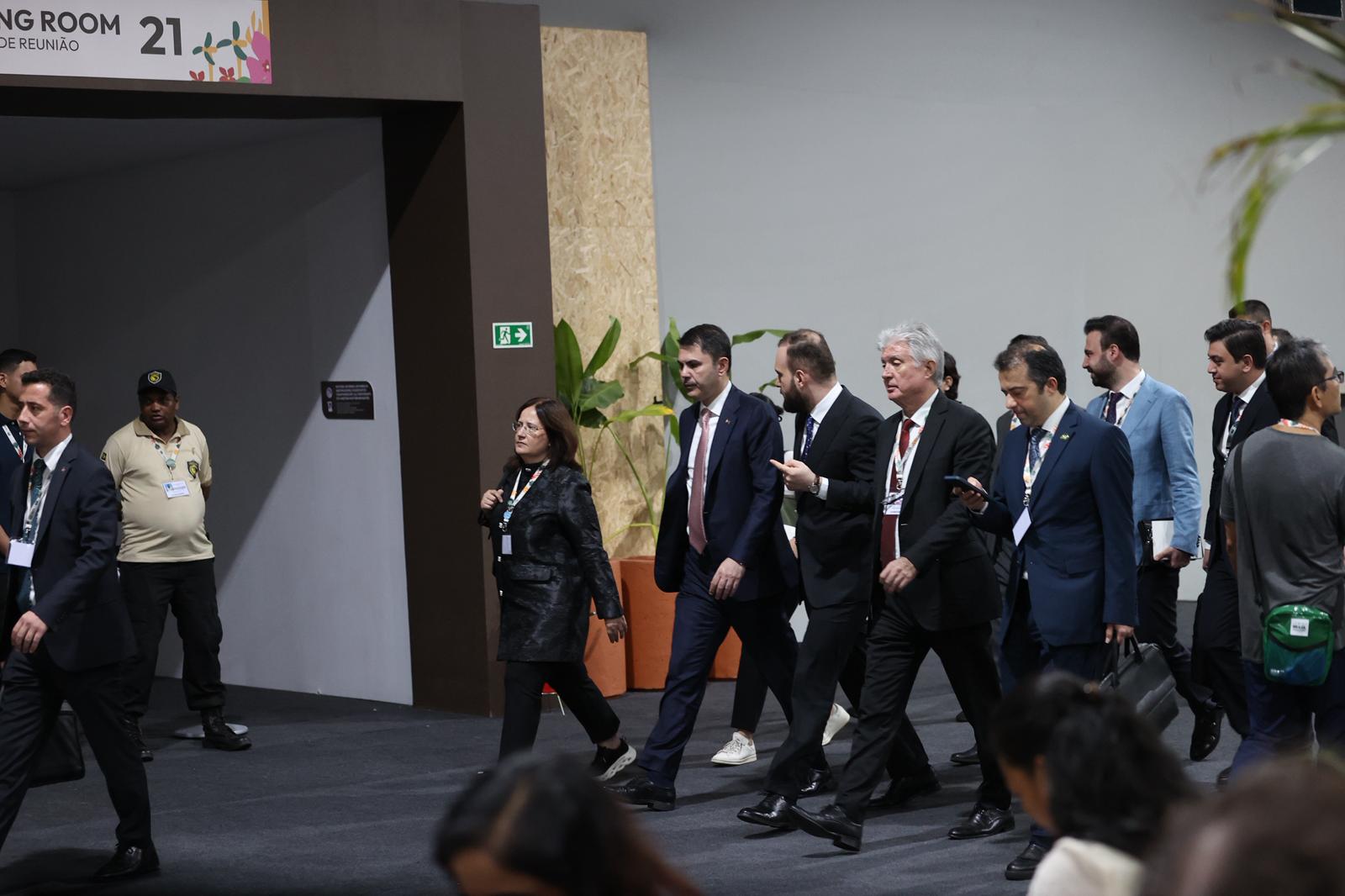 Bakanımız Sayın Murat Kurum, Brezilya COP30’da Diplomatik Temaslarını Sürdürüyor