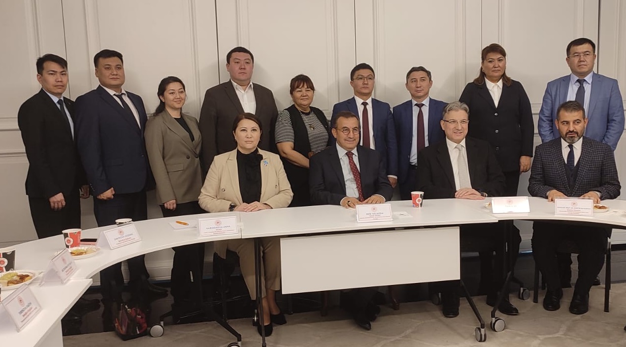 Çevre, Şehircilik ve İklim Değişikliği Bakanlığının Örnek Projeleri Kazakistan Heyeti ile Paylaşıldı