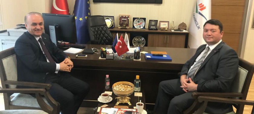 ASKİ (Adana) Genel Müdür Yardımcısı Sn. Yüksel DURNA, Başkanımız Sn. İsmail Raci BAYER'i makamında ziyaret etti.