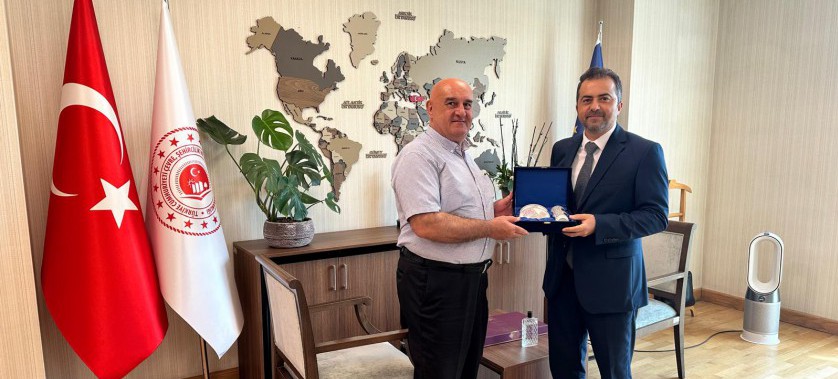 Şube Müdürümüz İsmet Genç Emekli Oldu