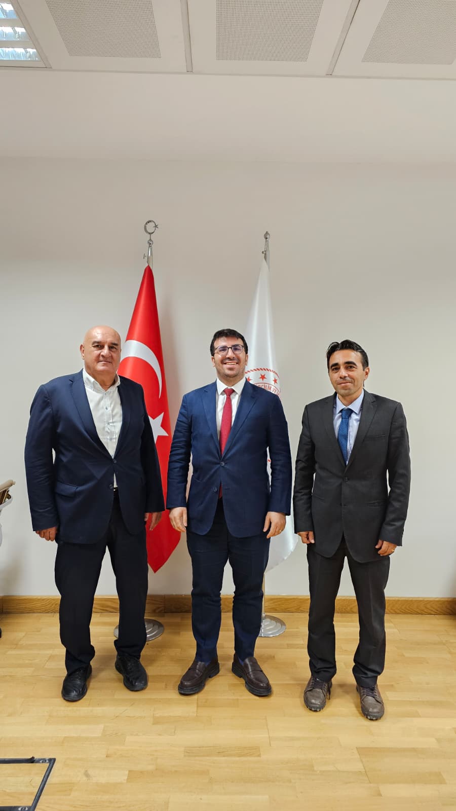 Şube Müdürümüz İsmet Genç Emekli Oldu