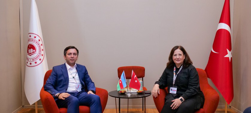 Deputy Minister Fatma Varank Hosted Azerbaijan’s Deputy Foreign Minister Yalçın Rafayev at the Türkiye Pavilion