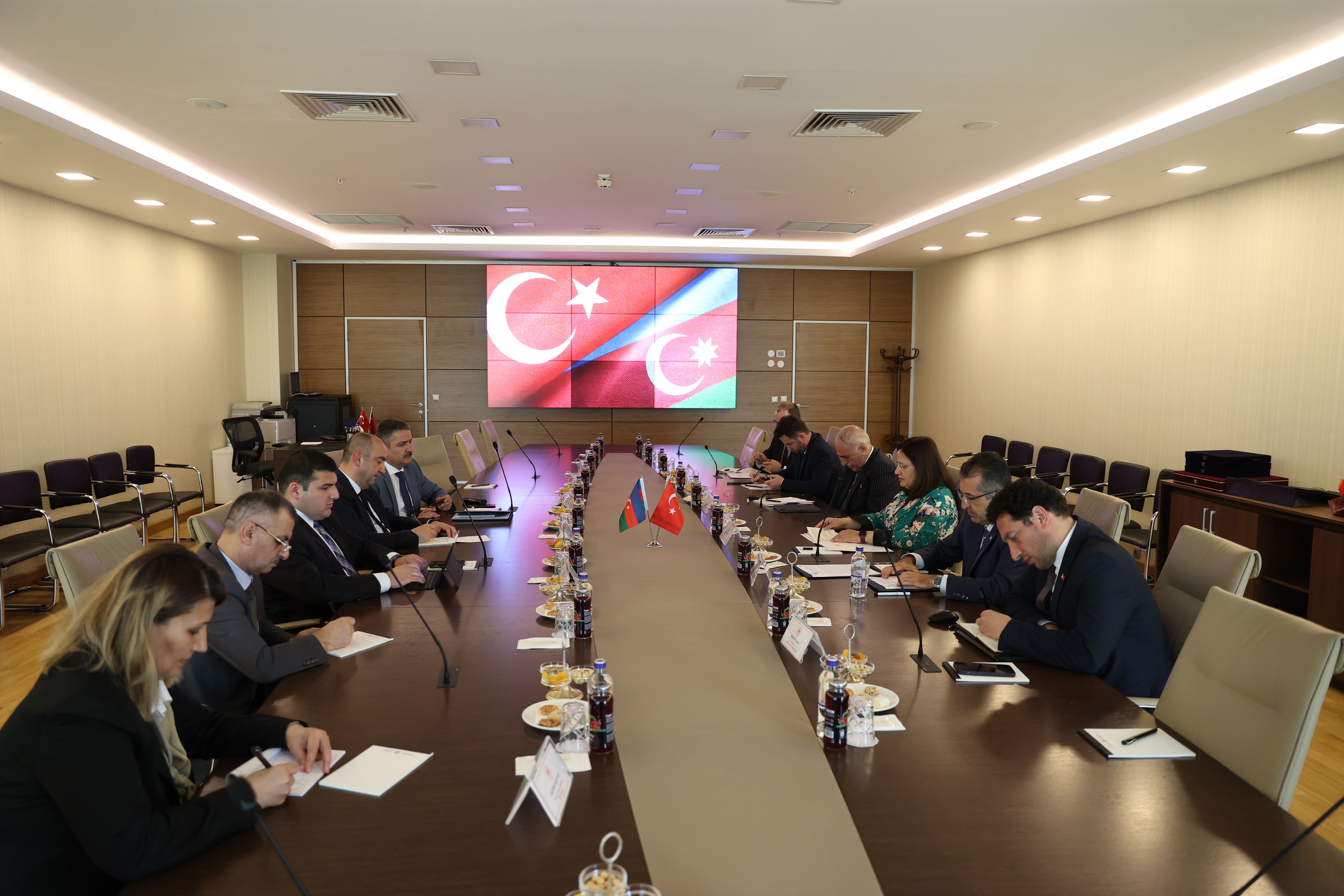 Deputy Minister Fatma Varank Met with the Executives of the European Bank for Reconstruction and Development