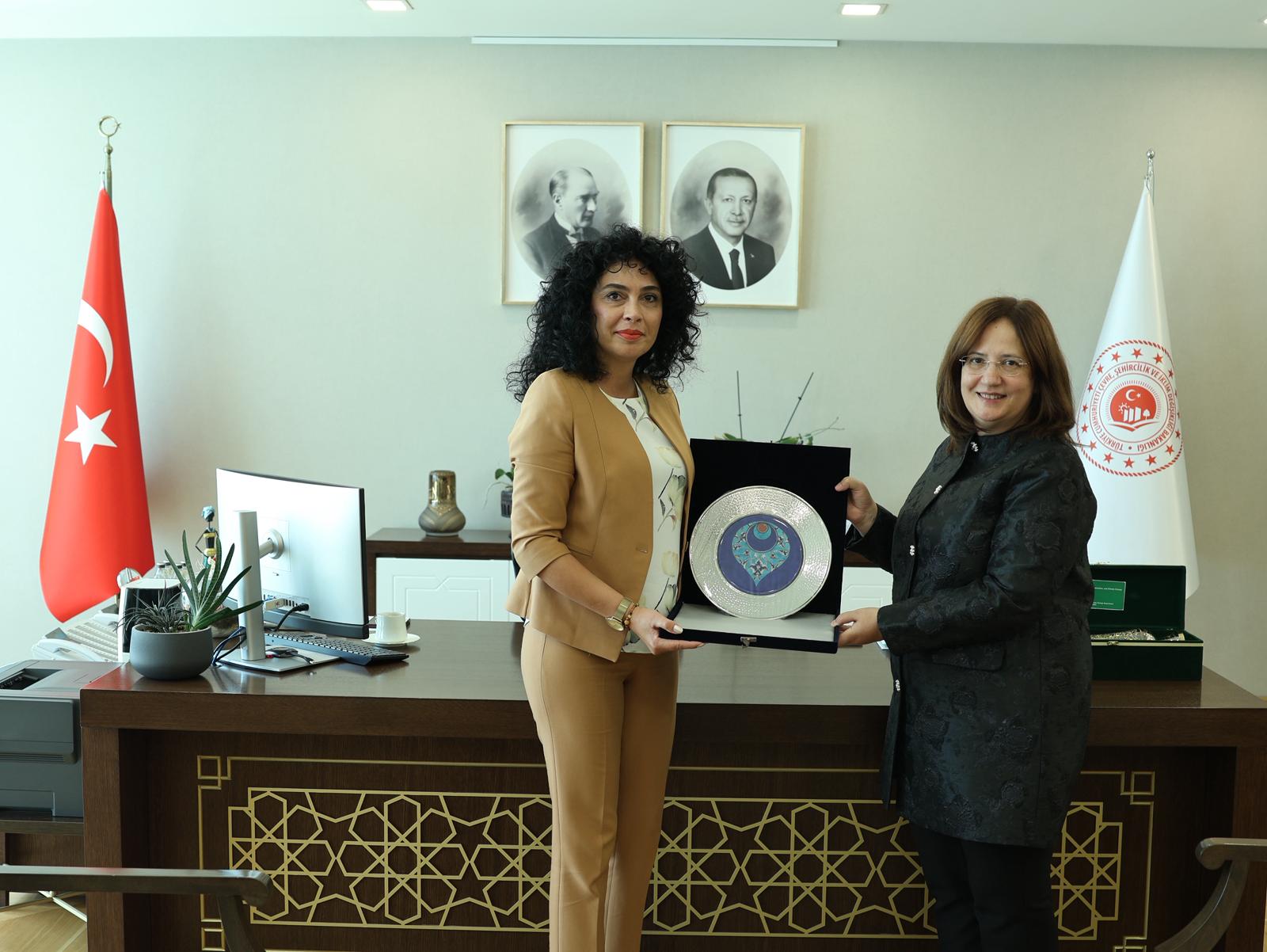 Deputy Minister Fatma Varank Met with Delegations from Pakistan and North Macedonia