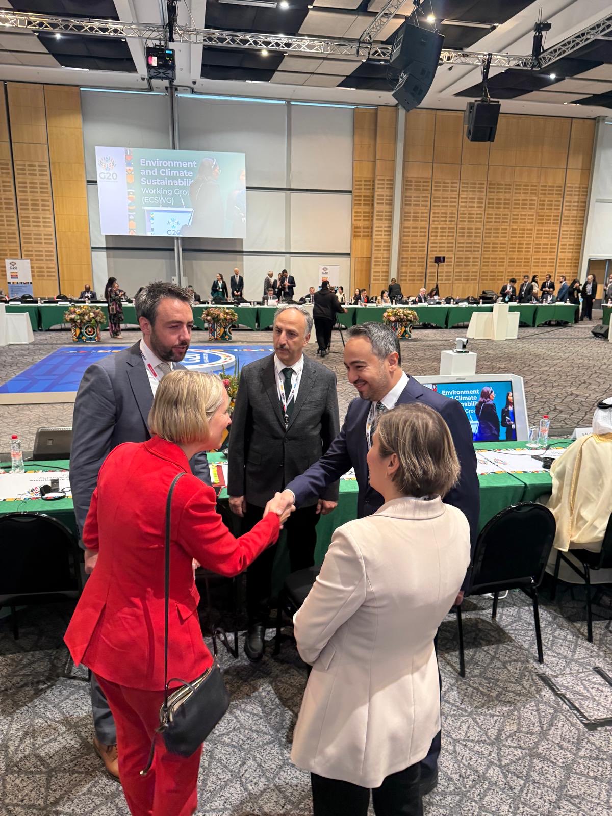 Deputy Minister Burak Demiralp Meets with UK Environment Secretary Emma Reynolds
