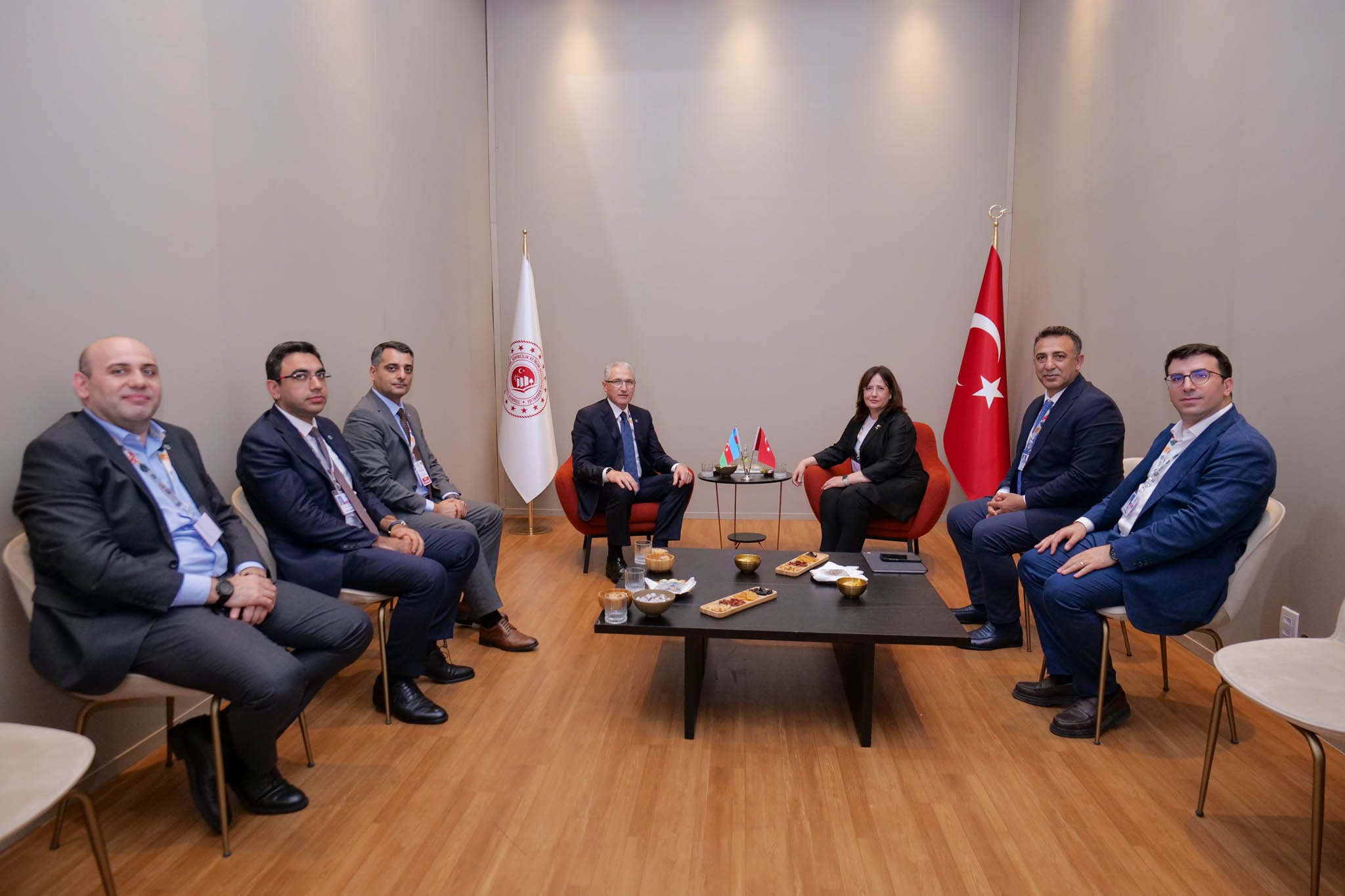 Deputy Minister Ms. Fatma Varank Hosts Azerbaijani Minister of Ecology and Natural Resources Muhtar Babayev at the Türkiye Pavilion