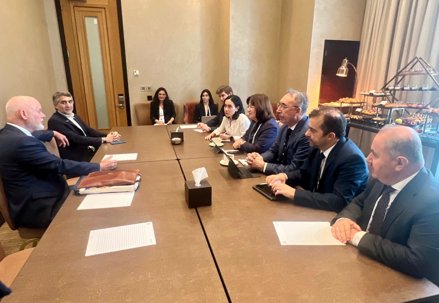 Deputy Minister Fatma Varank Met with UN Secretary-General’s Special Envoy for the Ocean Peter Thomson