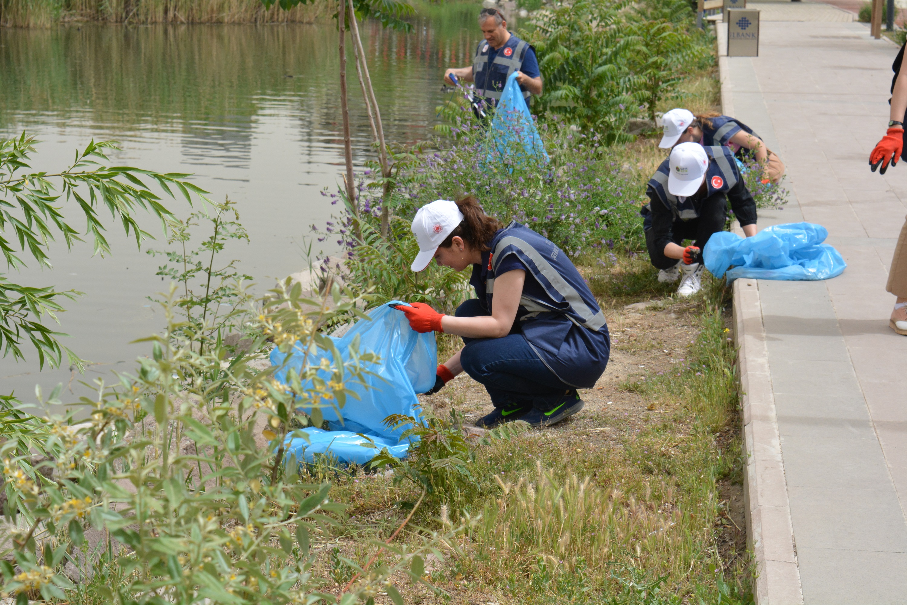 Environmental Cleanup was Carried out in Gölbaşı Mogan Lake as part of Environment Week