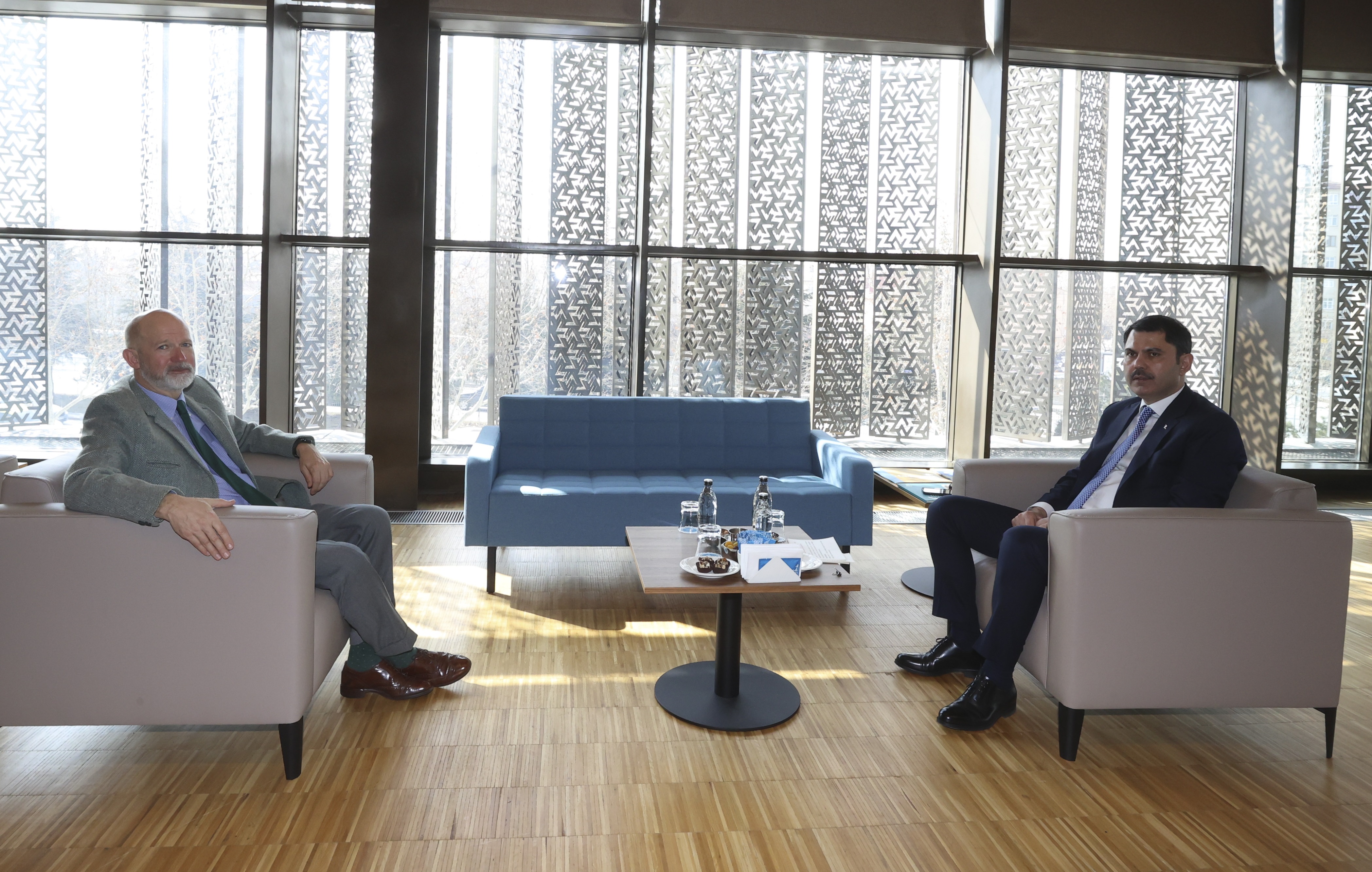 Minister Murat Kurum Receives British Ambassador Dominick Chilcott