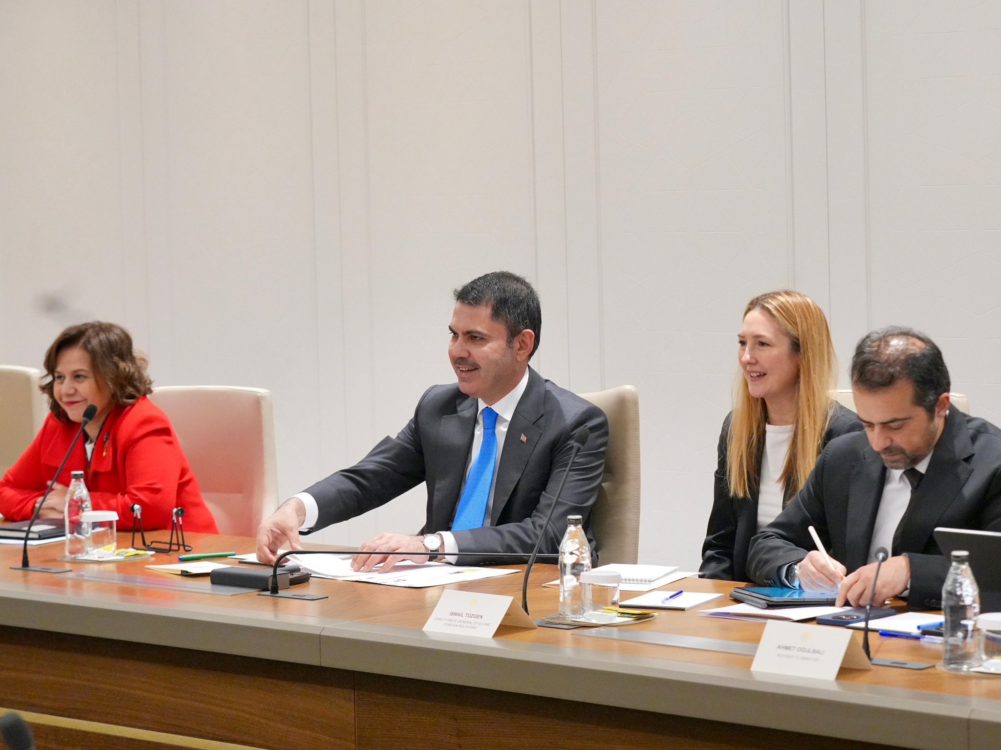 Minister of Environment, Urbanization and Climate Change, Mr. Murat Kurum, hosted the Australian Minister of Climate Change and Energy, Mr. Chris Bowen, and his accompanying delegation