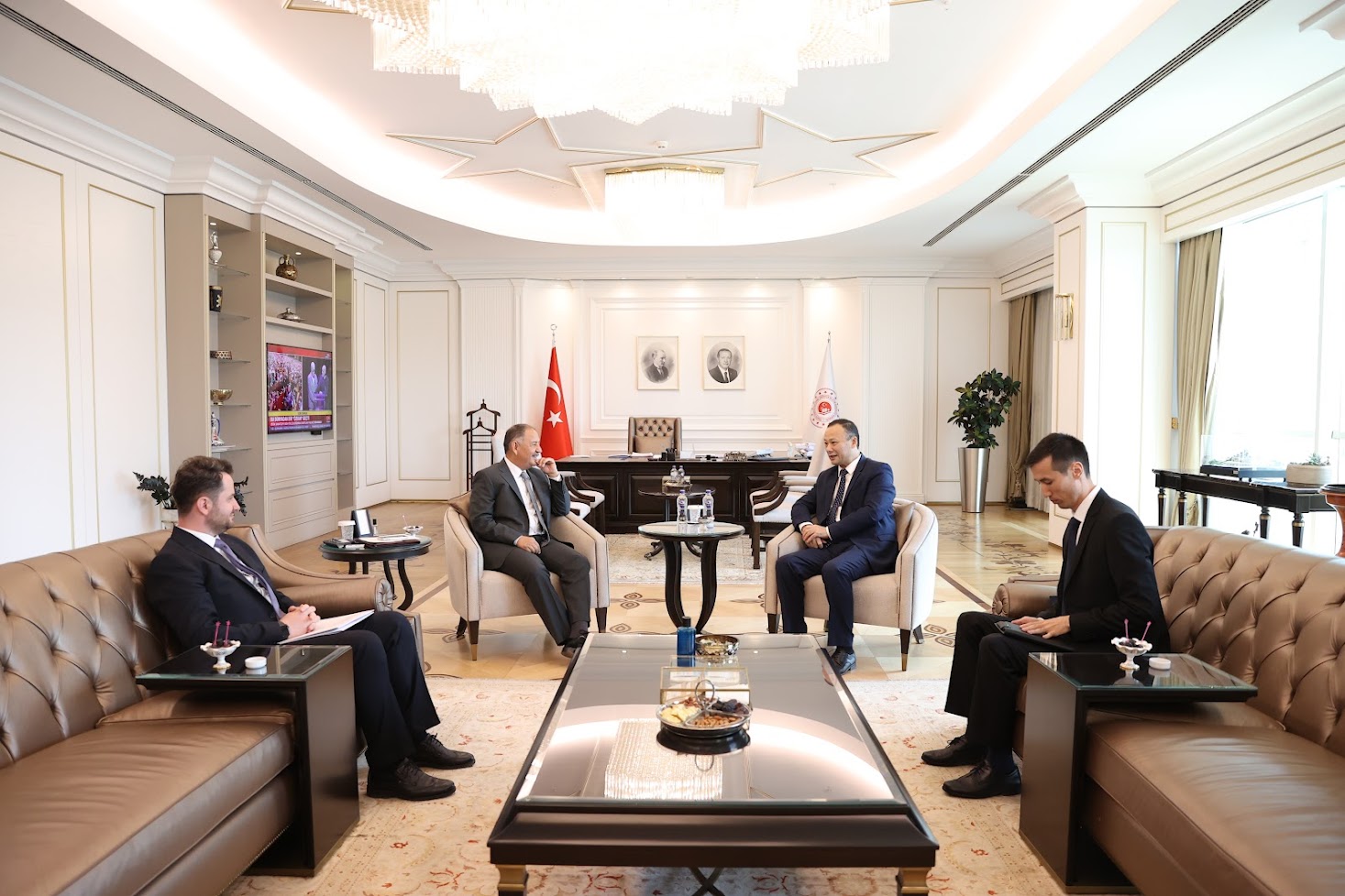 Minister Özhaseki Accepted Ambassador of Kyrgyzstan Kazakbaev