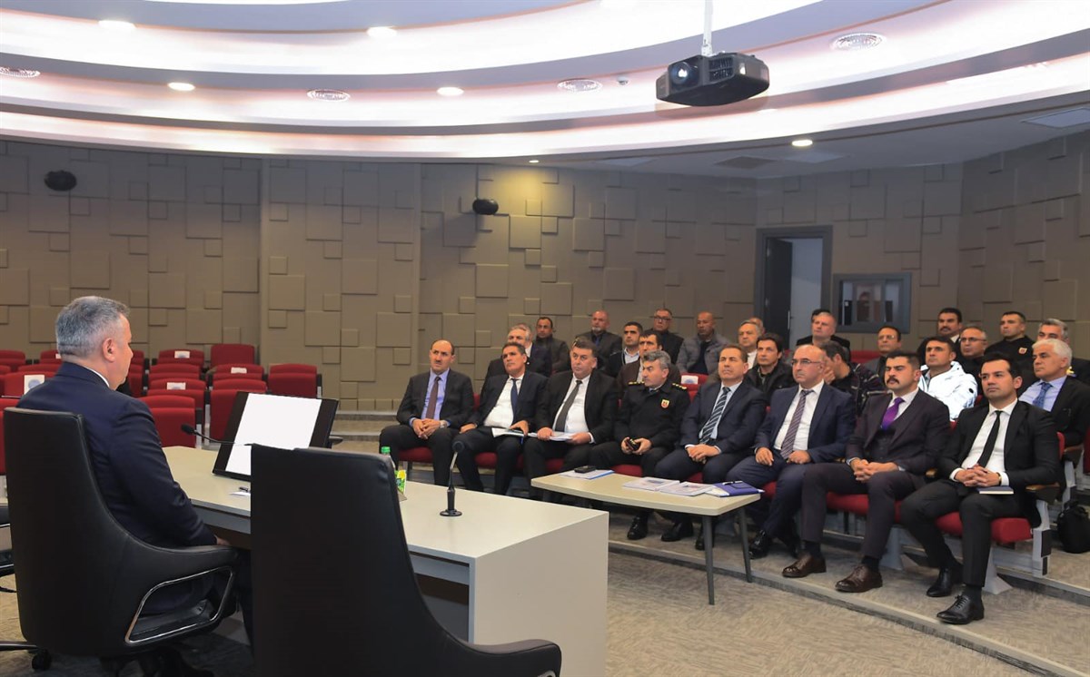 Deniz Çöpleri İl Eylem Planı Toplantısı, Sayın Valimiz Dr. Süleyman ELBAN’ın başkanlığında yapıldı.