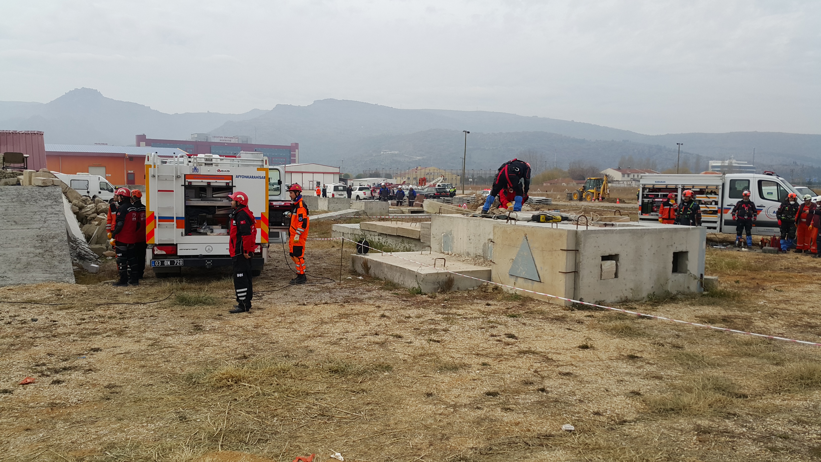 Afyonkarahisar Bölgesel Masabaşı ve Saha Tatbikatı Sayın Valimiz Mustafa TUTULMAZ’ın Katılımı ile Gerçekleşti