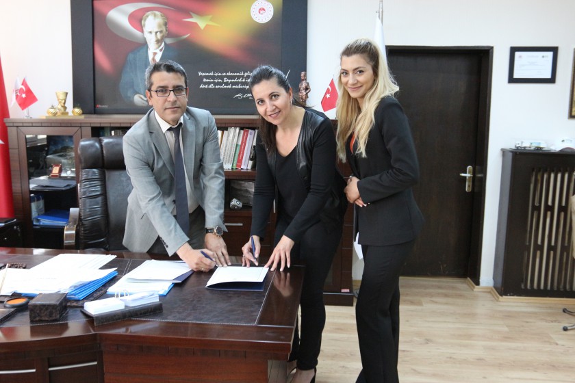 Afyonkarahisar Özel Girne Koleji Afyon Kampüsü ile Müdürlüğümüz Arasında 2022-2023 Eğitim Yılı İçin Kurumsal İndirim Protokolü İmzalandı.