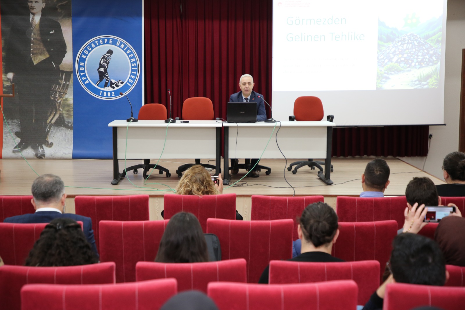 Elektronik Atıklar Temalı Seminer Düzenlendi