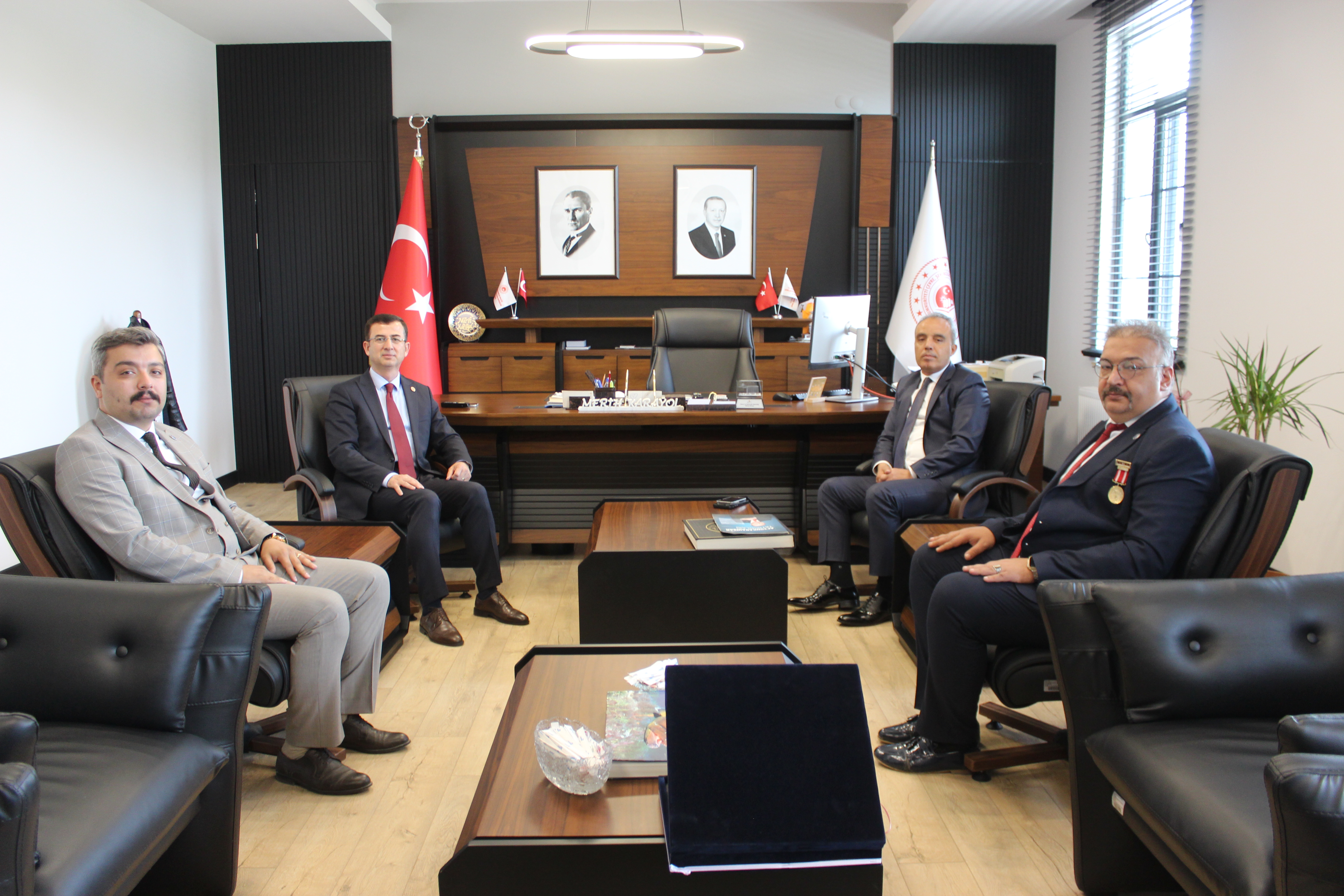İl Emniyet Müdürü ve EMŞAV'dan İl Müdürümüze Ziyaret