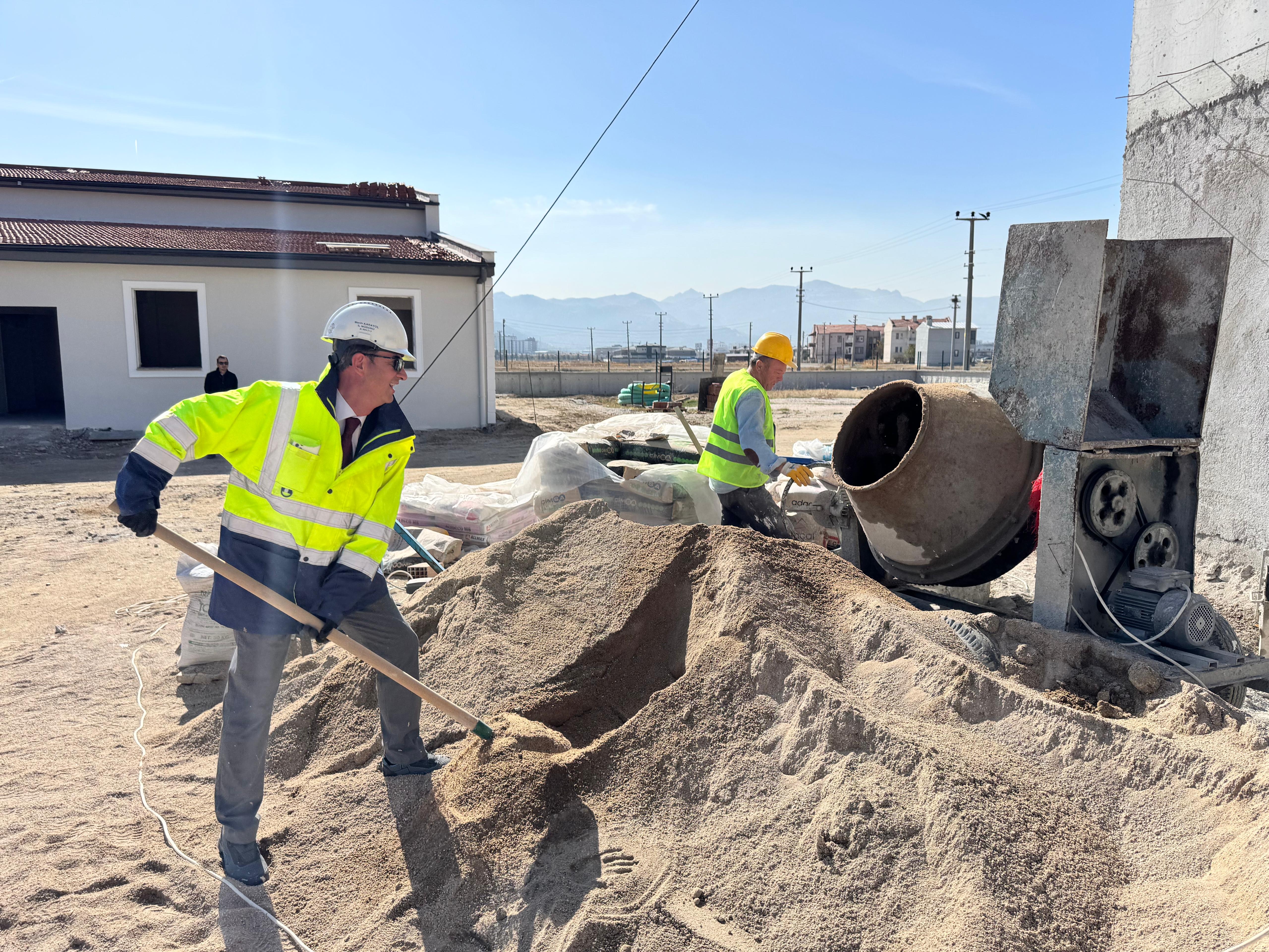 İl Müdürümüz ve Müdürlüğümüz  Yapım İşleri Kontrol Heyeti İncelemelerde Bulundu