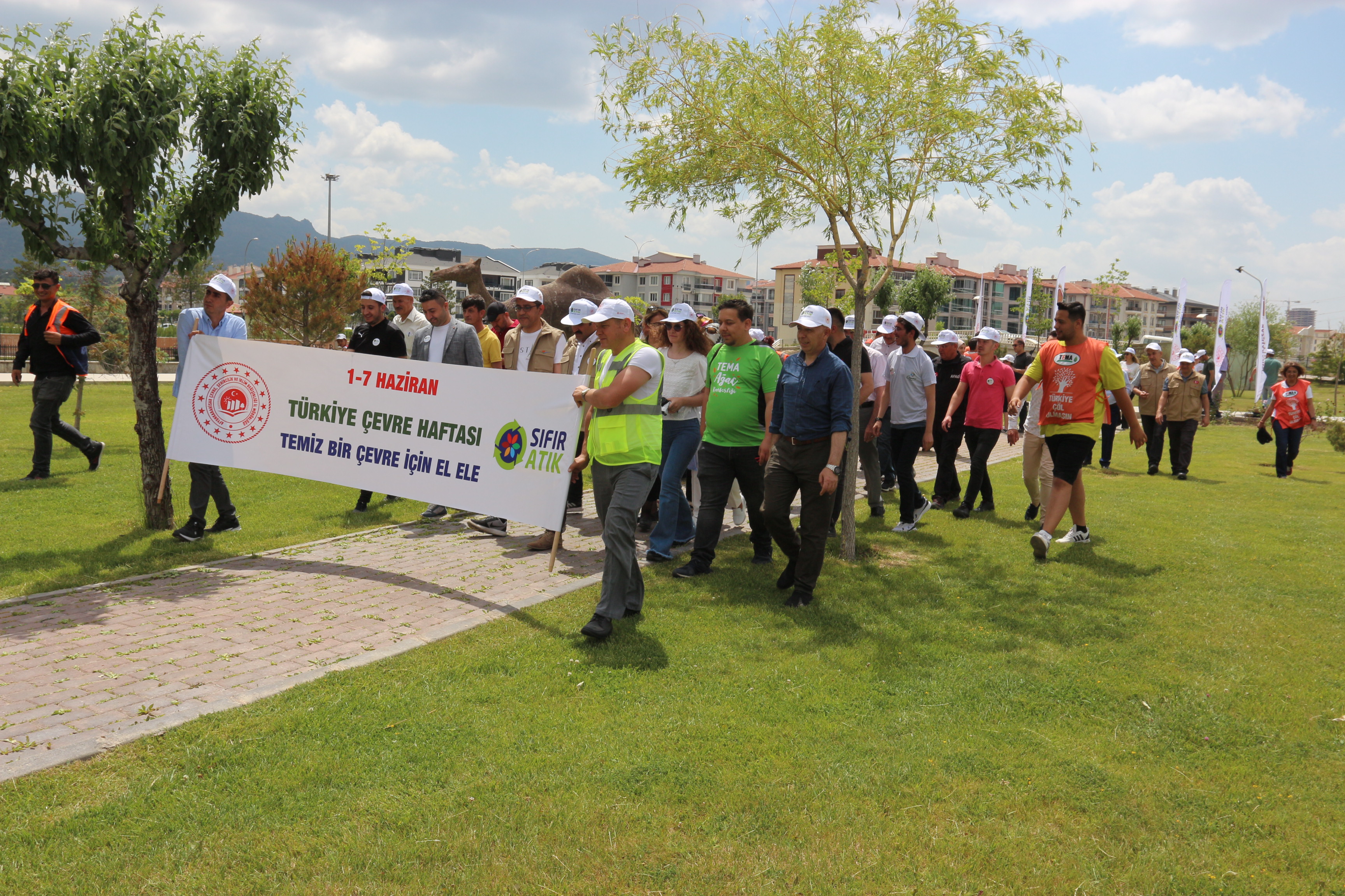 Türkiye Çevre Haftası kapsamında 81 İlimiz ile Eş Zamanlı Olarak Akarçay Kültür Parkta 