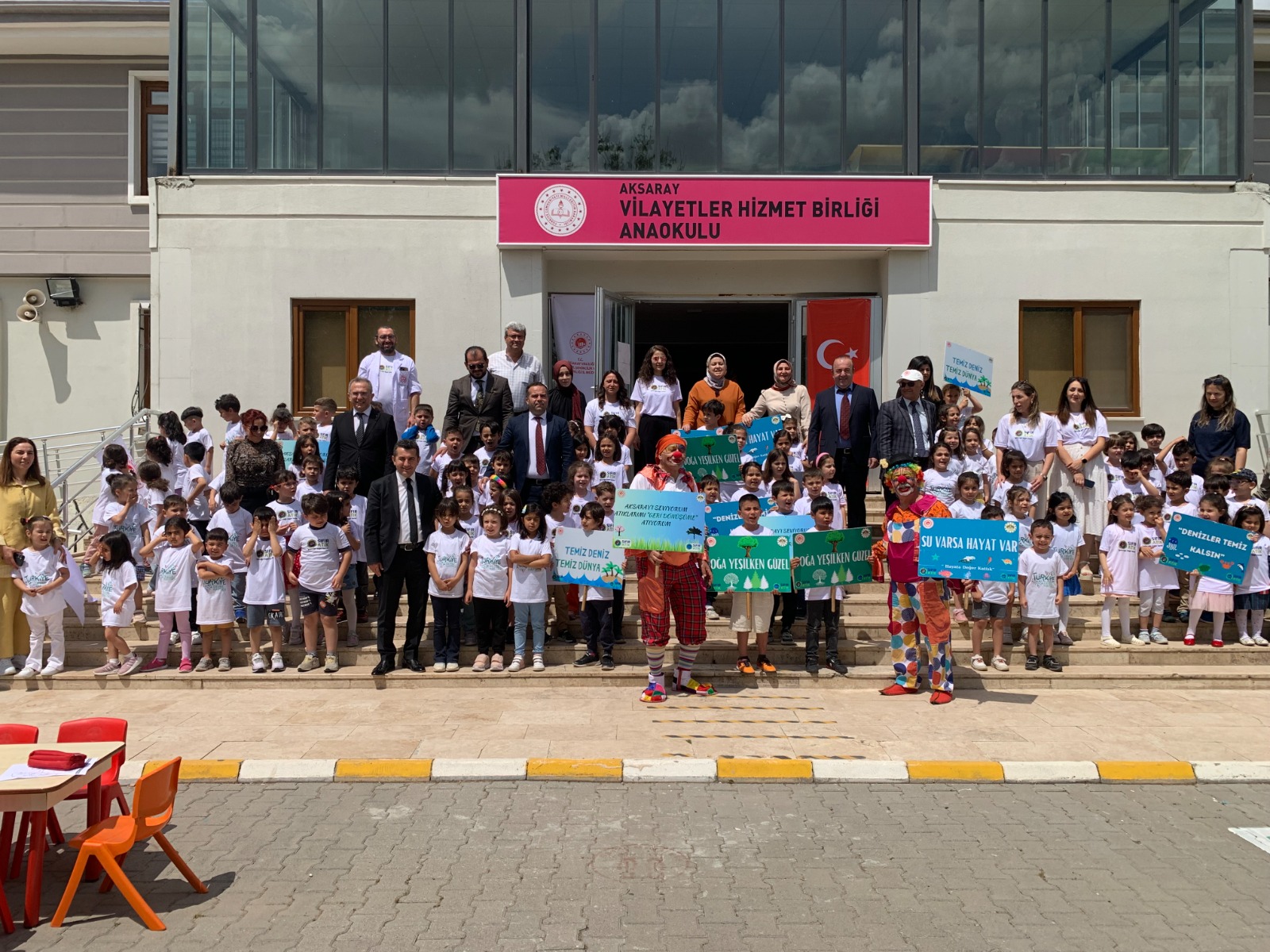 Bu yıl “Dünya Çevre Günü” etkinlikleri 29-30 Mayıs’ta İlimizde “Plastik Kirliliği ile Mücadele” teması ve “Çevrene İyi Bak” sloganıyla kutlandı.