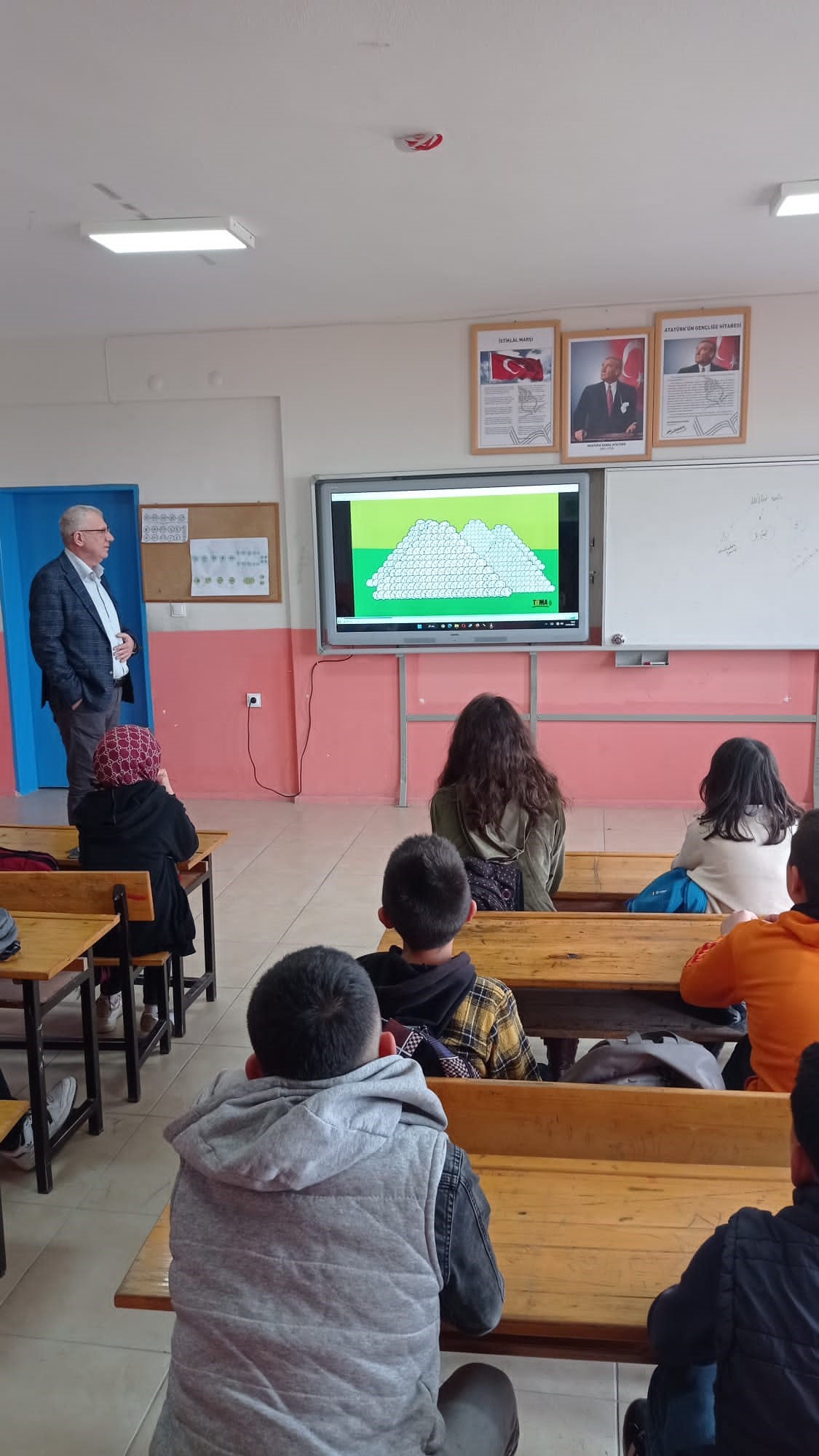 Gülağaç İlçemizde ki Okullarda, Çevre Farkındalığı Eğitimi Müdürlüğümüz Personeli Tarafından Verilmiştir