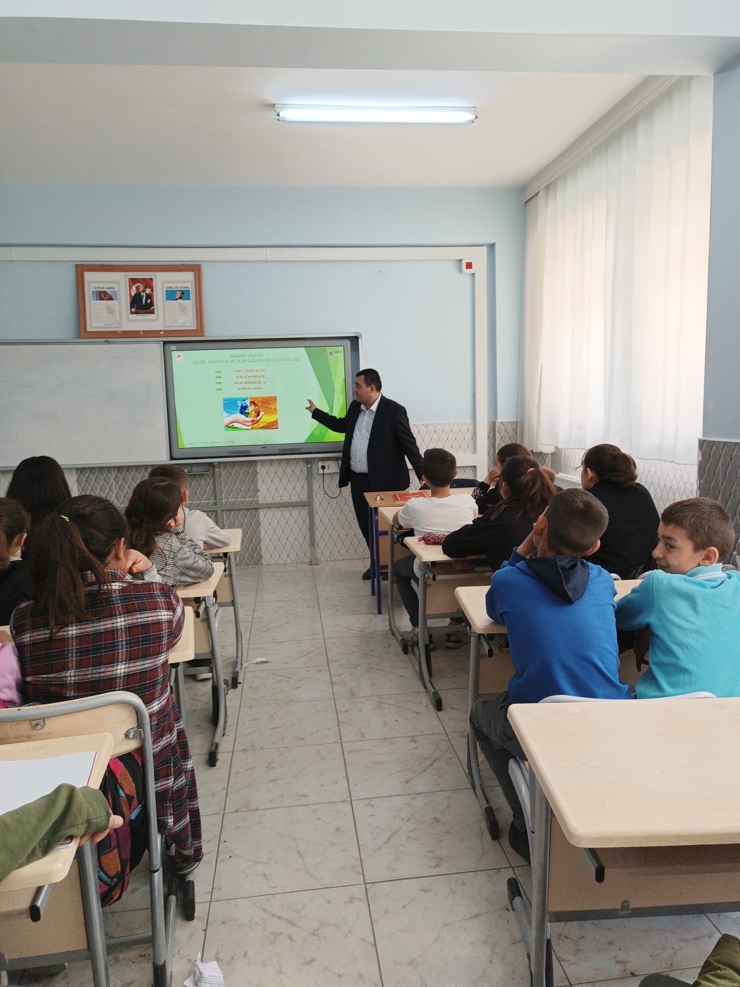 Güzelyurt İlçemize Bağlı Beldelerde ki Okullarda Çevre Farkındalığı Eğitimi Müdürlüğümüz Personeli Tarafından Verilmiştir