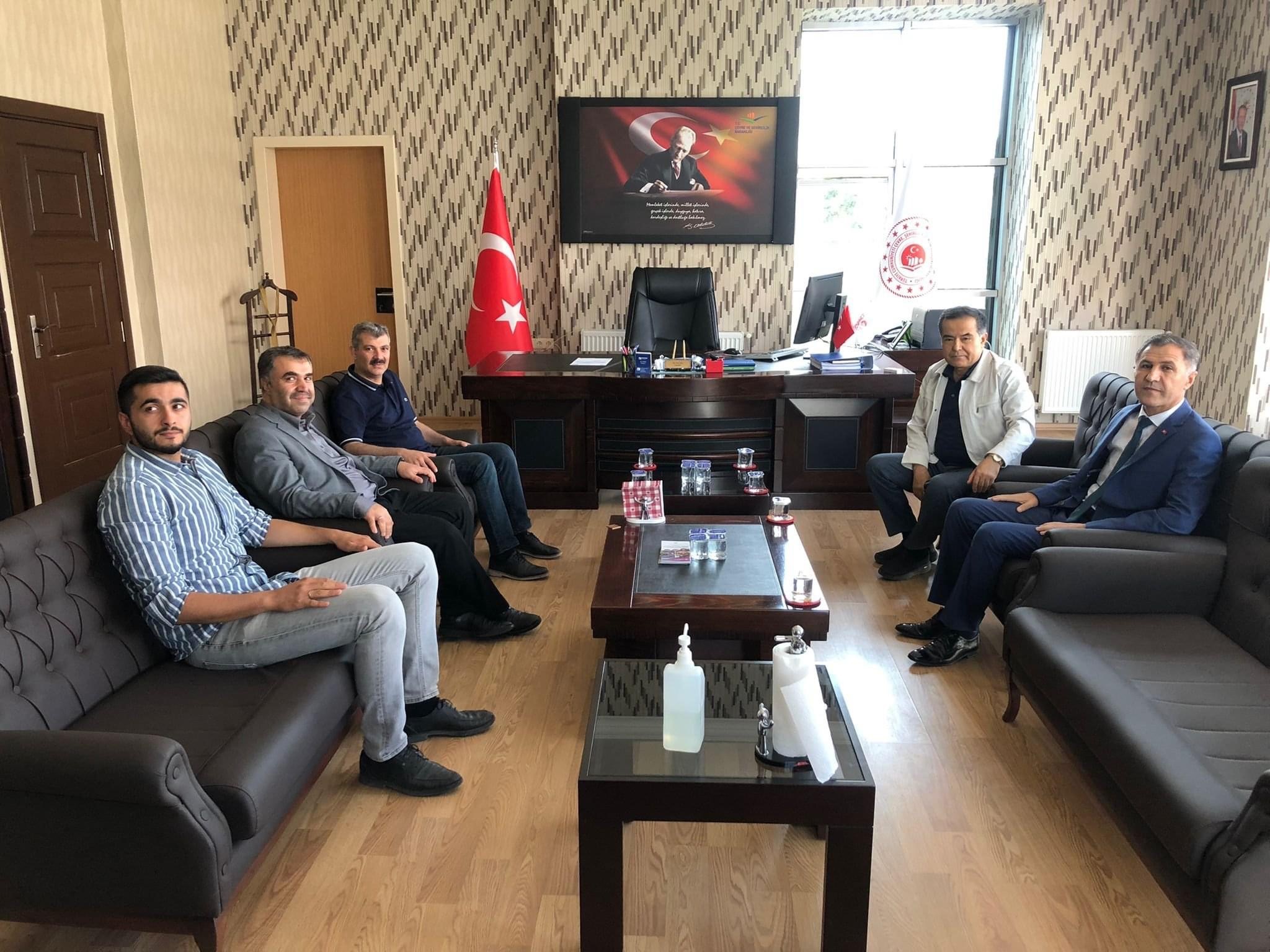 İlimiz AK Parti Milletvekili Cengiz AYDOĞDU ve AK Parti İl başkanı Hüseyin ALTINSOY 'un Müdürlüğümüzü Ziyareti