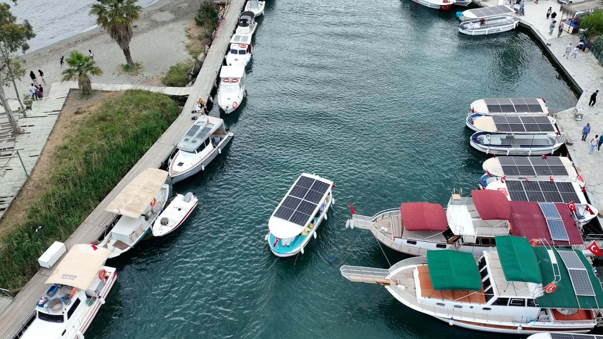 ÇEVRE, ŞEHİRCİLİK VE İKLİM DEĞİŞİKLİĞİ BAKANI MEHMET ÖZHASEKİ: “ÇEVRE DOSTU ELEKTRİKLİ TEKNELER İLE SUYUMUZ DA HAVAMIZ DA DAHA TEMİZ, DAHA BERRAK”