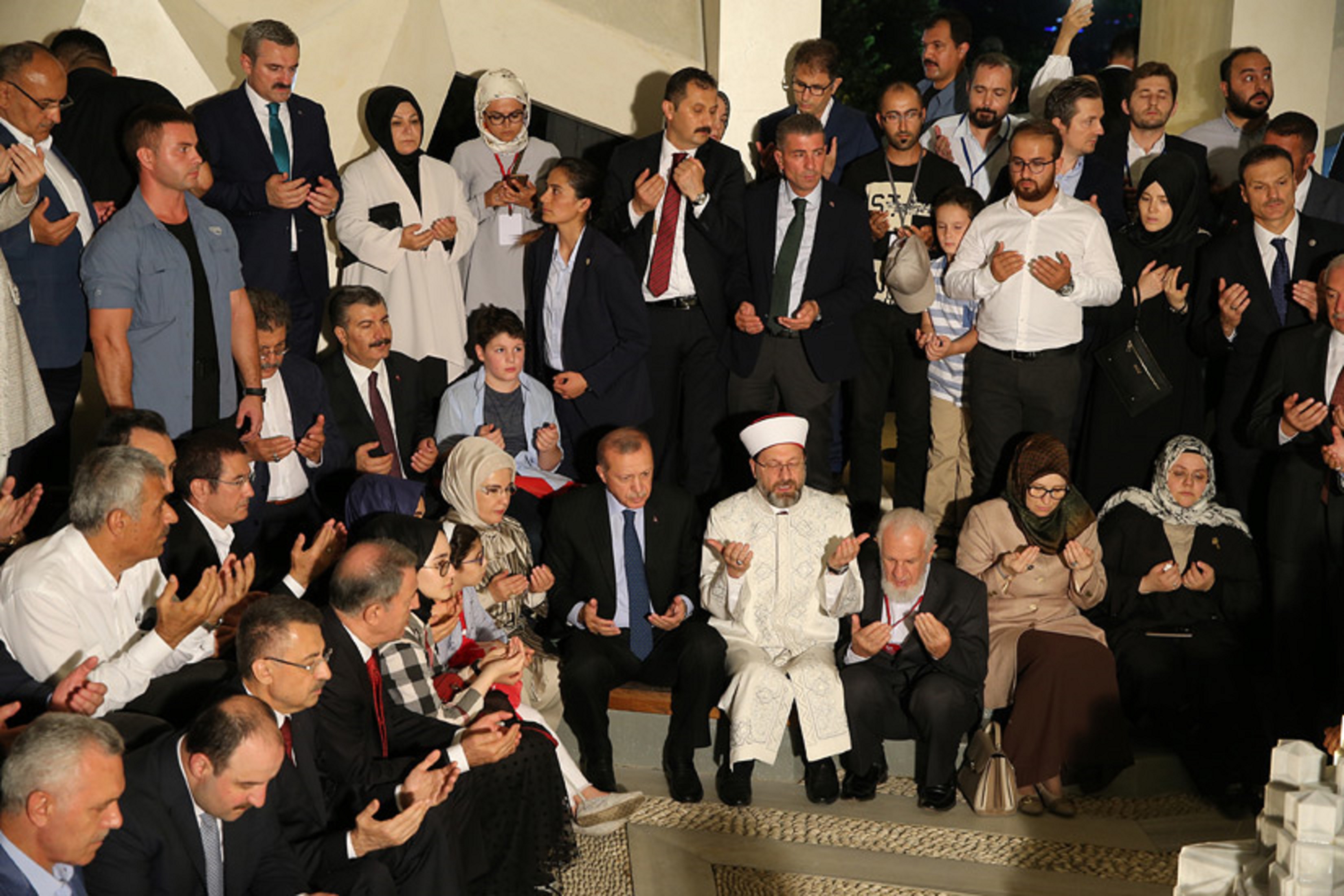 “15 Temmuz, Türk Milleti’nin yeniden dirilişinin ve şahlanışının adıdır”