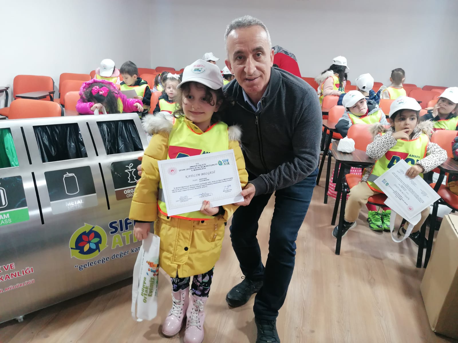 Amasya Açı Eğitim Kurumları Anaokulu Öğrencilerine Çevre Müfettişi Unvanı Verildi.